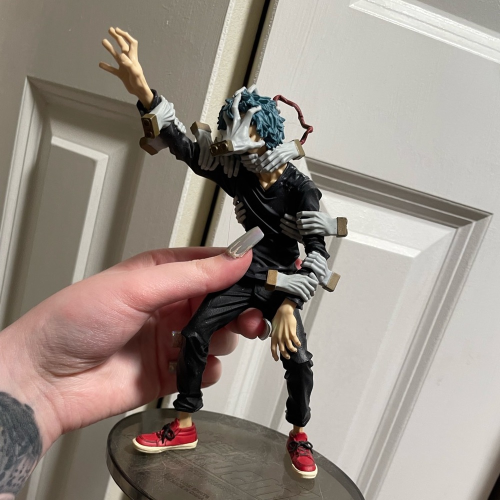 my hero academia Tomura anime figure